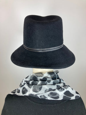 Women's Black wool fedora. Menswear Warm Felt hat. Medium brim winter hat. Stylish Ladies Winter Fedora Hat. Black winter hat.