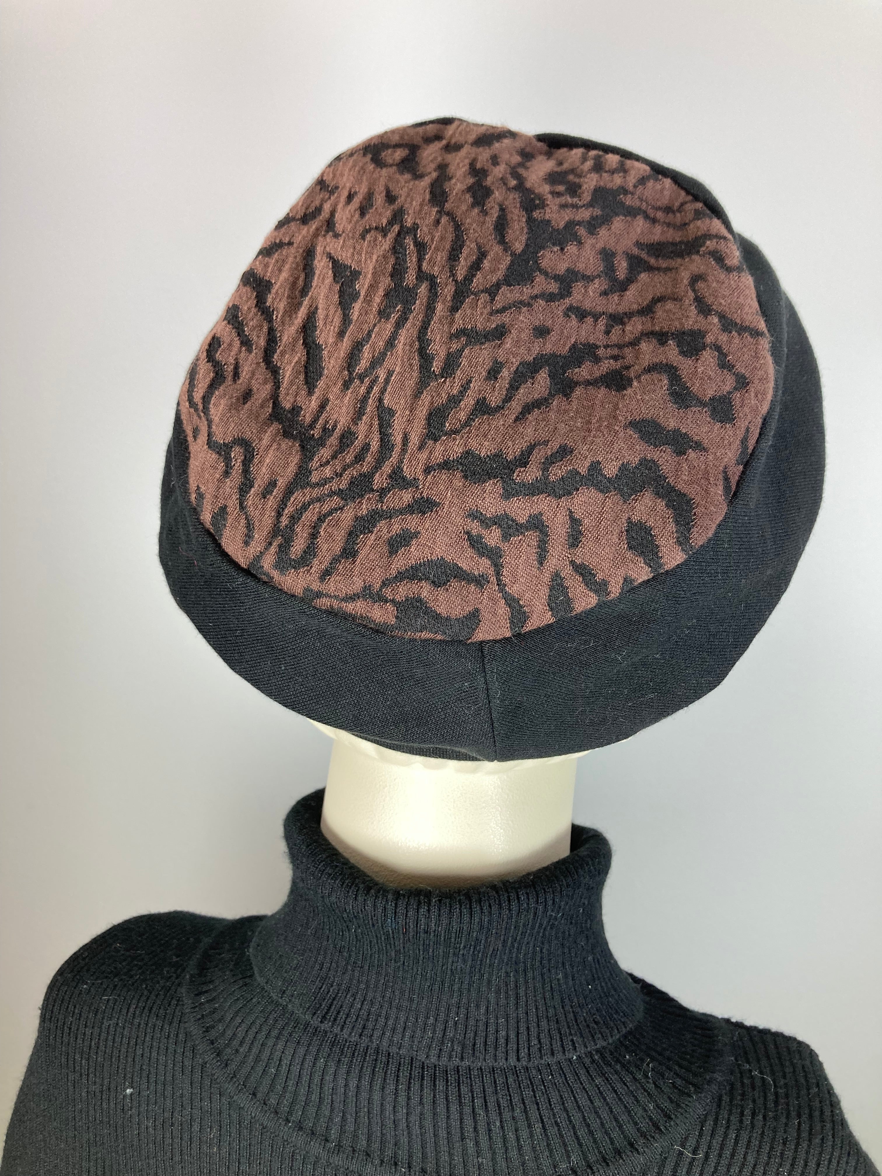 Womens Slouchy Beret. Knit black brown Hat. Slouch Eco friendly Hat. Boho chic casual hat. Ladies comfy travel hat. Stylish fabric hat.