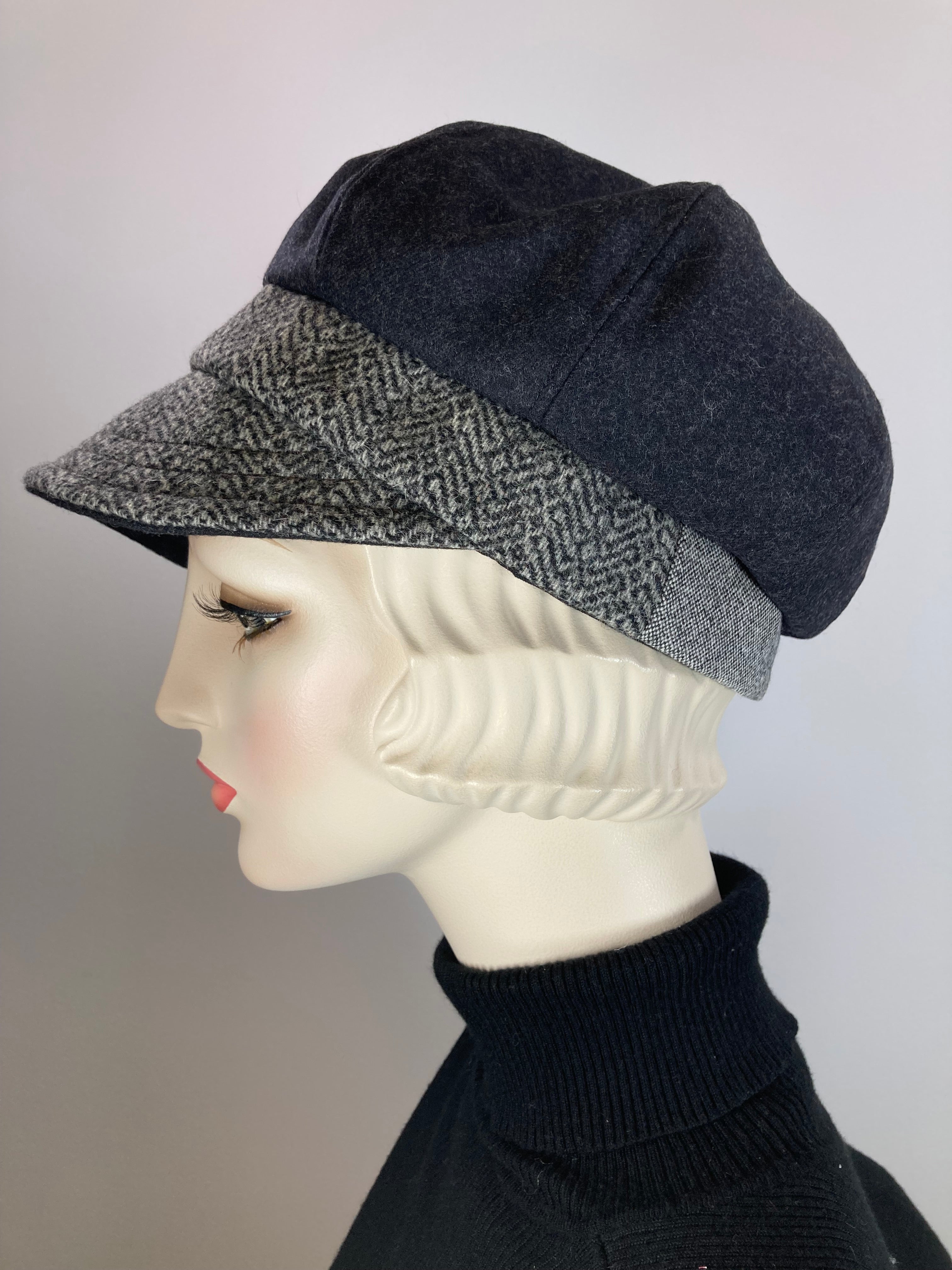Womens gray and ivory Hat. Soft Newsboy Hat. Slouchy Newsboy Cap. Ladies Winter Hat. Sustainable fashion hat. Eco friendly hat.