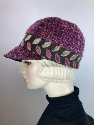 Women's Newsboy hat. Ladies baseball cap. Burgundy and gray wool hat. Tweed newsboy baseball hat. Warm ladies winter wool hat with visor.