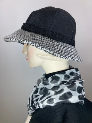 Black and white Cloche. Slow Fashion Hat. Womens Downton Abbey hat. Woven wool Medium brim hat. Ladies Miss Fisher cloche. Classic brim hat