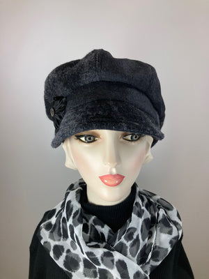 Womens black and gray Hat. Soft Newsboy Hat. Slouchy Newsboy Cap. Ladies Warm Winter Hat. Classic ladies paperboy hat. Cabbie hat women.