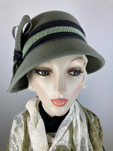Womens gray green cloche felt hat. 1920s style Hat. Downton Abbey hat. Feminine Soft Flapper Hat. Retro hat women. Classic Gatsby style hat  