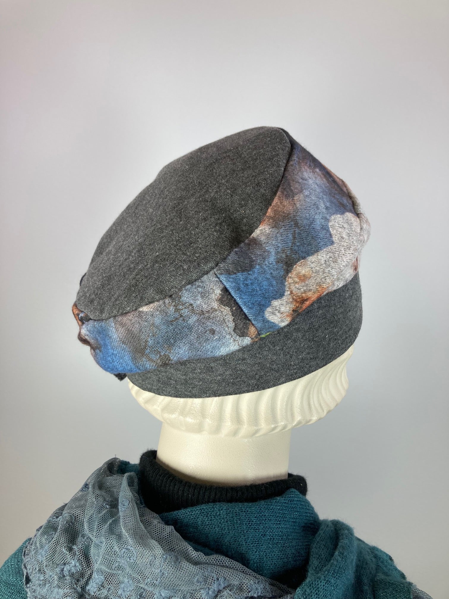 Womens Slouchy Beret. Knit gray rust blue Hat. Slouch Eco friendly Hat. Boho chic hat. Ladies comfy travel hat. Stylish soft fabric hat.