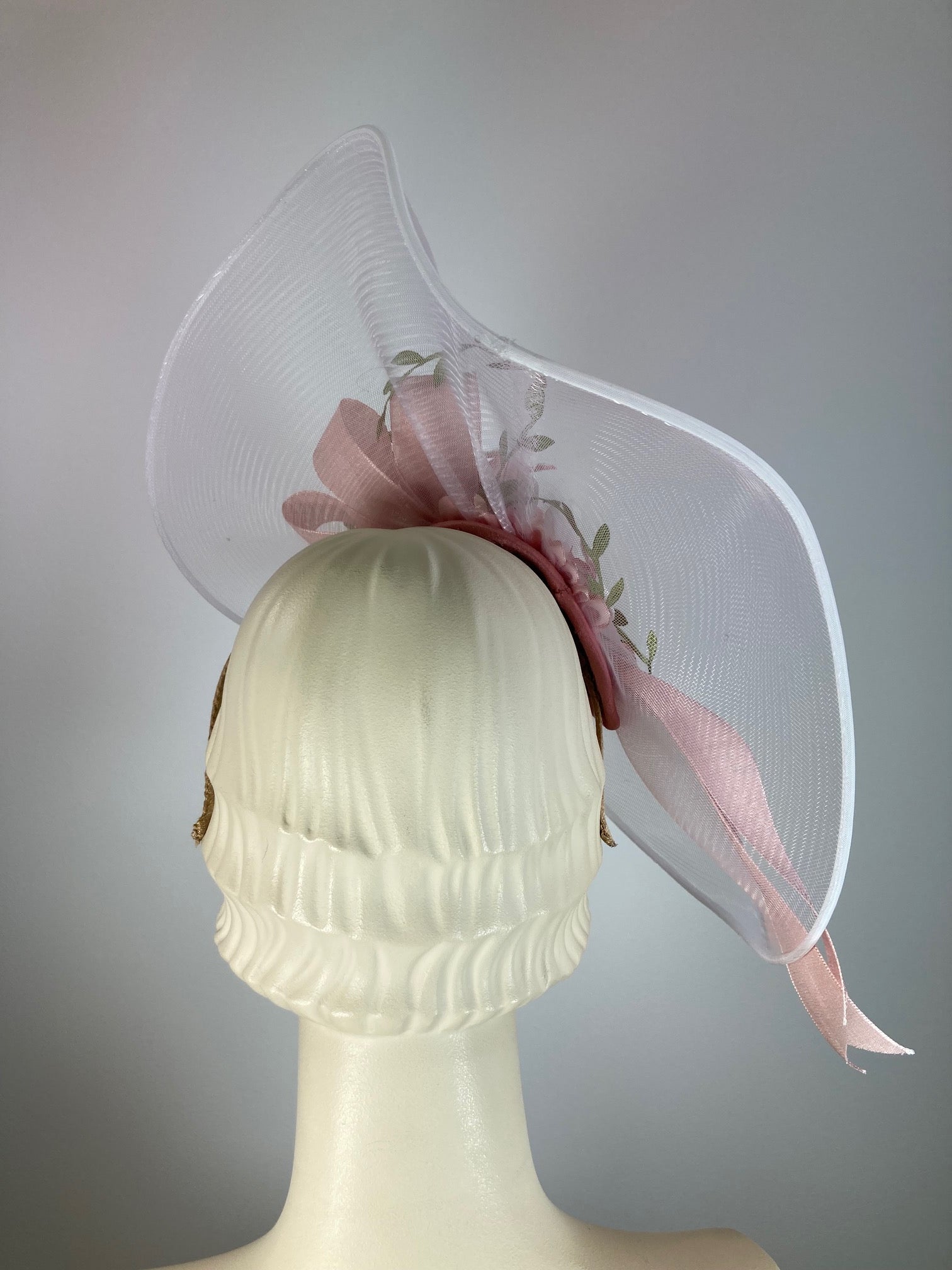 Pink White Fascinator. Kentucky Derby Fascinator. Pink Oaks Derby Hat. Womens Hat Fascinator. Dramatic Derby Hat.
