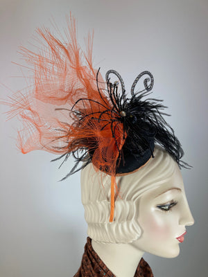 Fancy Halloween fascinator hat for women. Small spider hat. Black and orange hat. Tea party headpiece. Small scale spider Headband hat