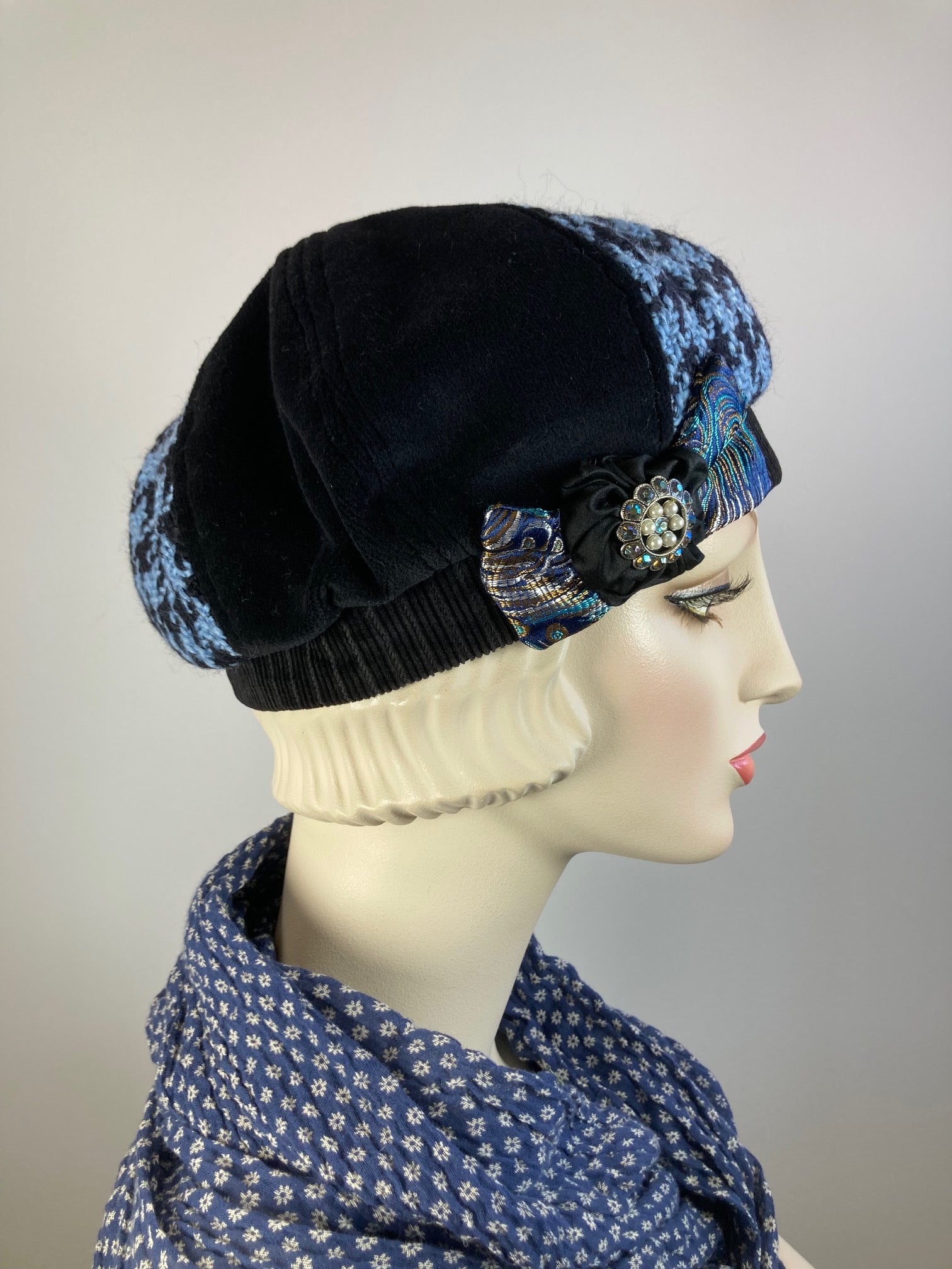 Womens black blue winter beret. Black velvet tam hat ladies. Cozy black hat. Chic casual beret hat. Gatsby womens hat. Shabby chic soft hat