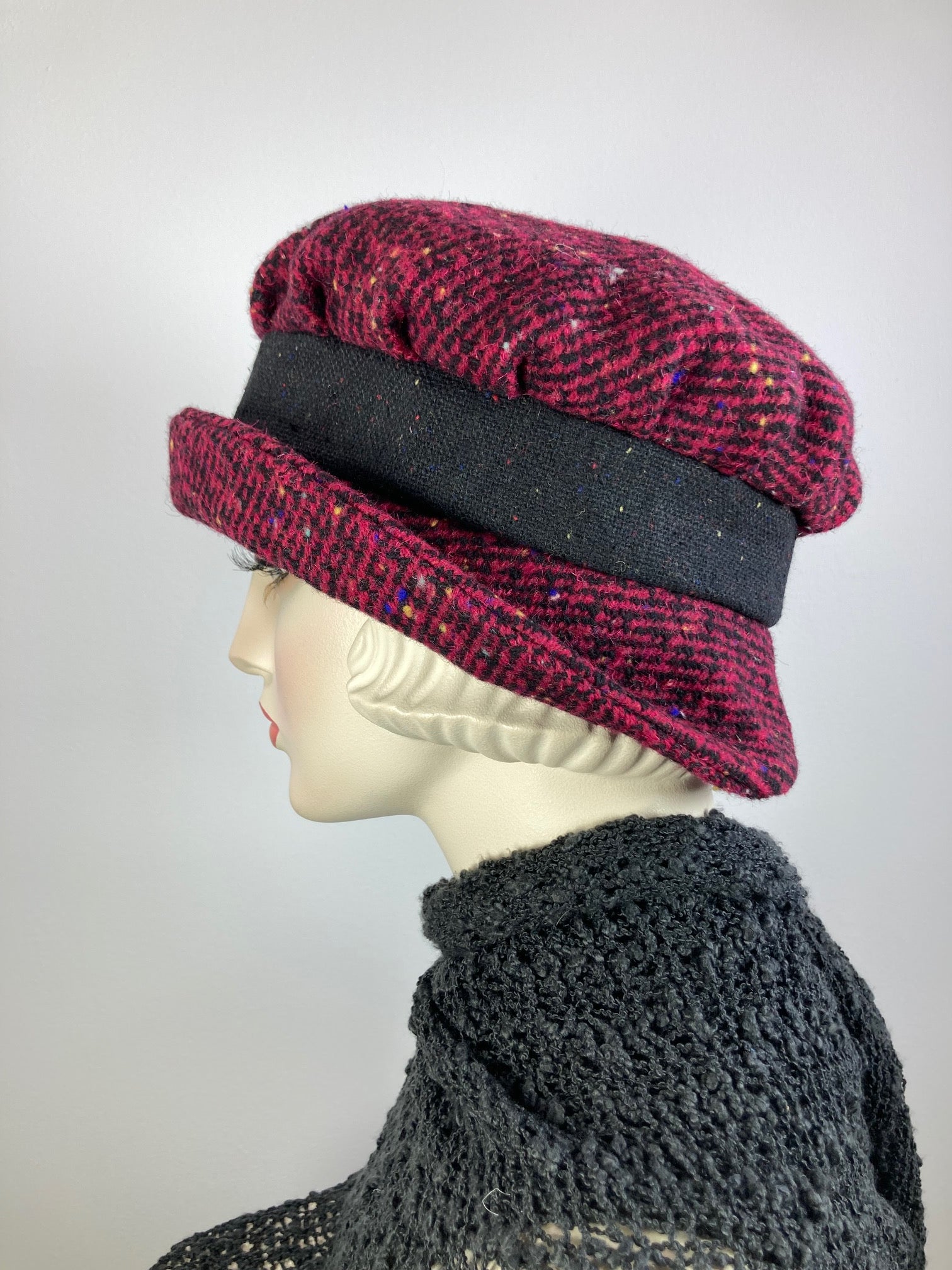 Downton Abbey Hat. Shabby chic hat. Black burgundy Cloche Hat. Winter bucket hat. Stylish small Hat. Womens Travel Hat. Great Gatsby Hat.