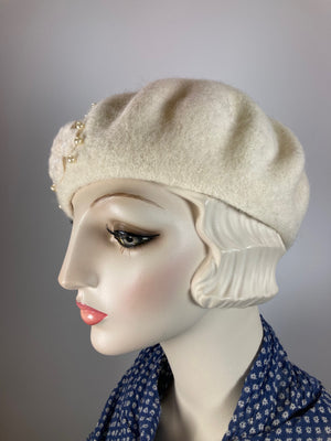 Womens ivory French Beret Hat. Felted Wool tam hat. Womens fancy soft Casual Hat. Classic embellished beret for women. Warm travel hat tam.