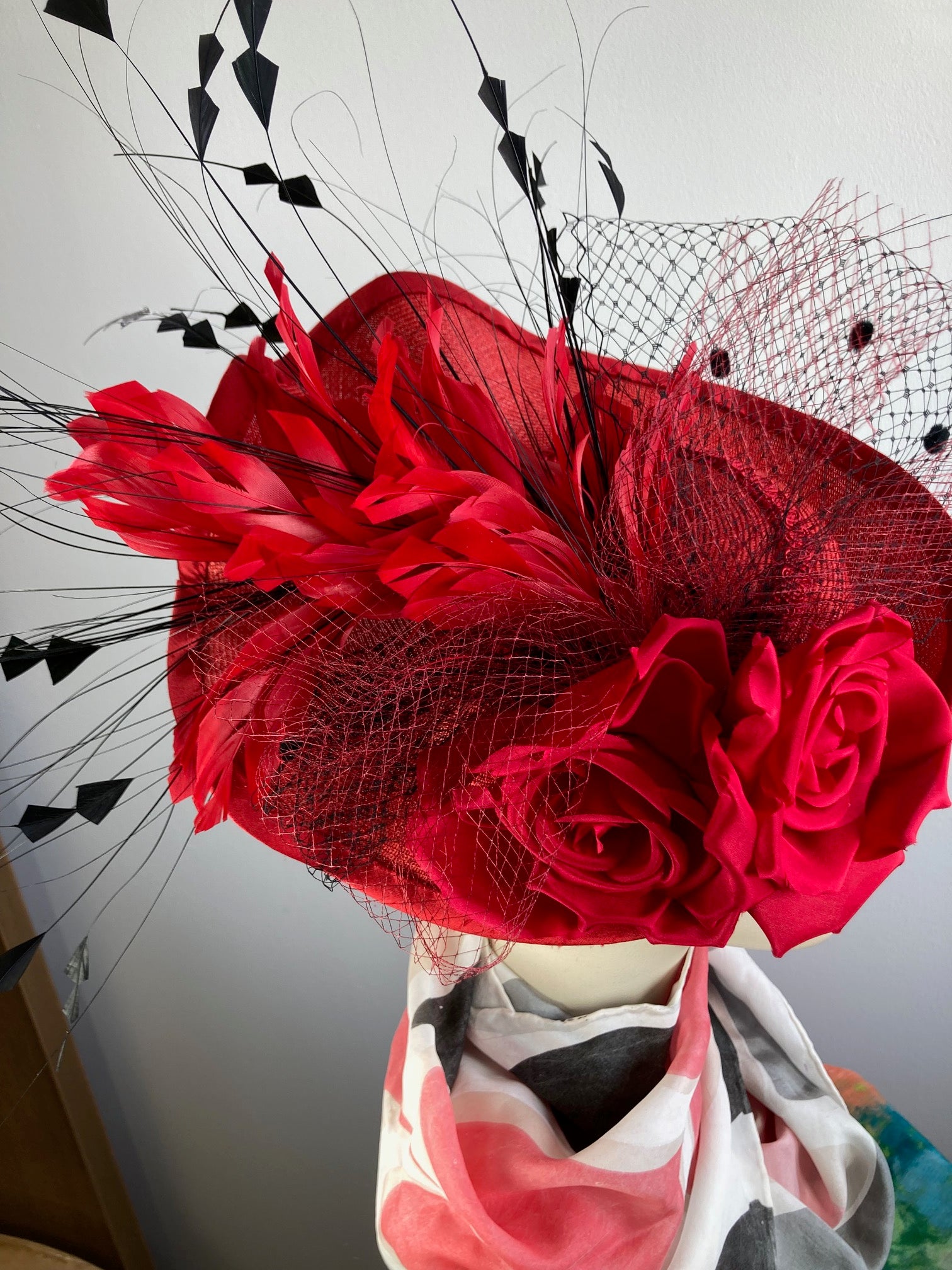 Fancy fascinator hat for women. Medium cocktail hat. Red, black Derby hat. Tea party headpiece. Headband fascinator.