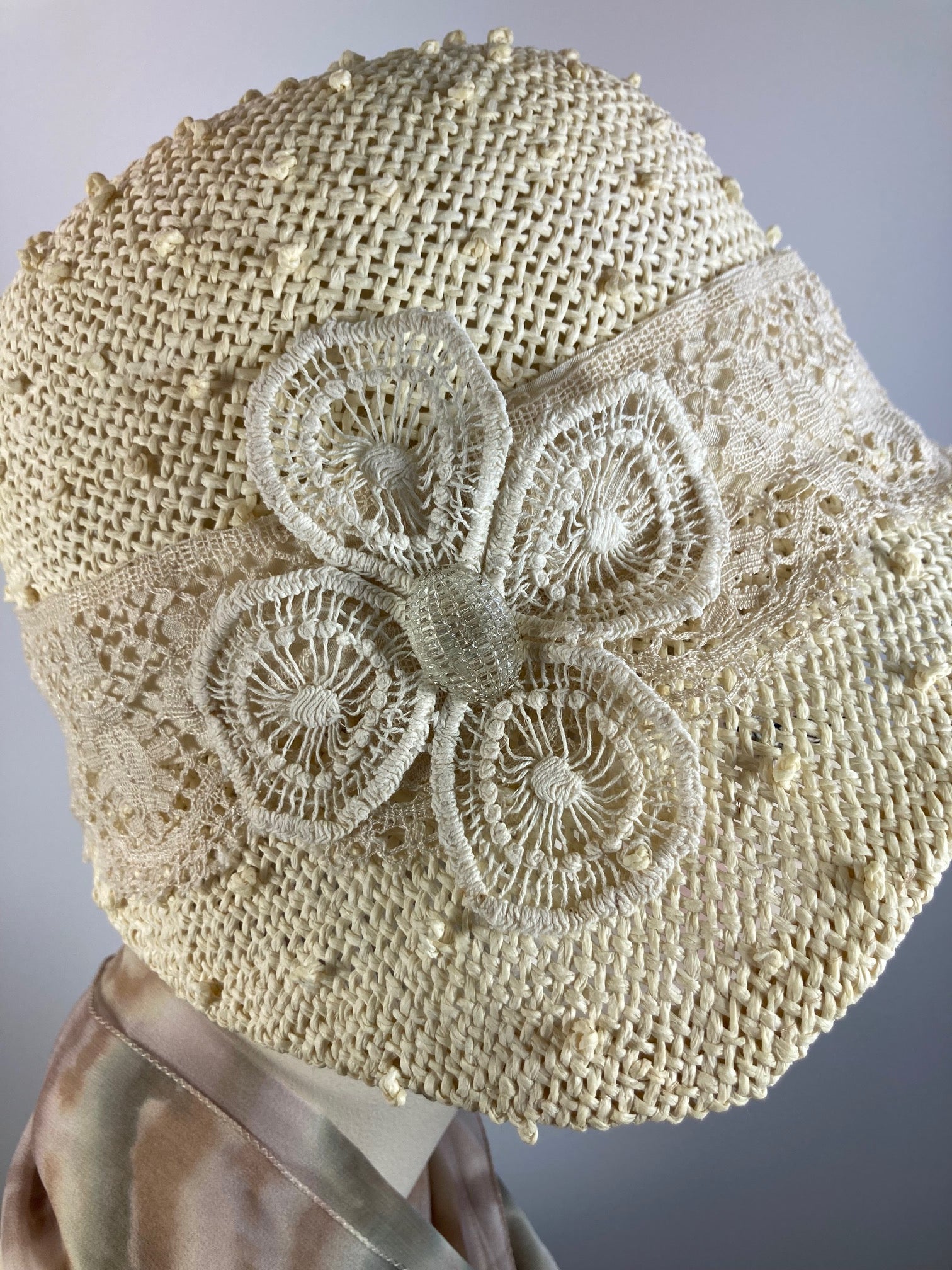 Women's 1920s Cloche Style Hat. Summer Straw Hat. Natural Straw Cloche. Women's Summer Hat. Beach Hat. Ladies Cloche. Neutral Straw Hat.