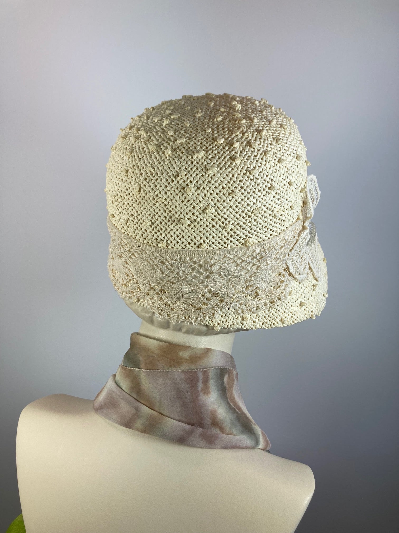 Women's 1920s Cloche Style Hat. Summer Straw Hat. Natural Straw Cloche. Women's Summer Hat. Beach Hat. Ladies Cloche. Neutral Straw Hat.
