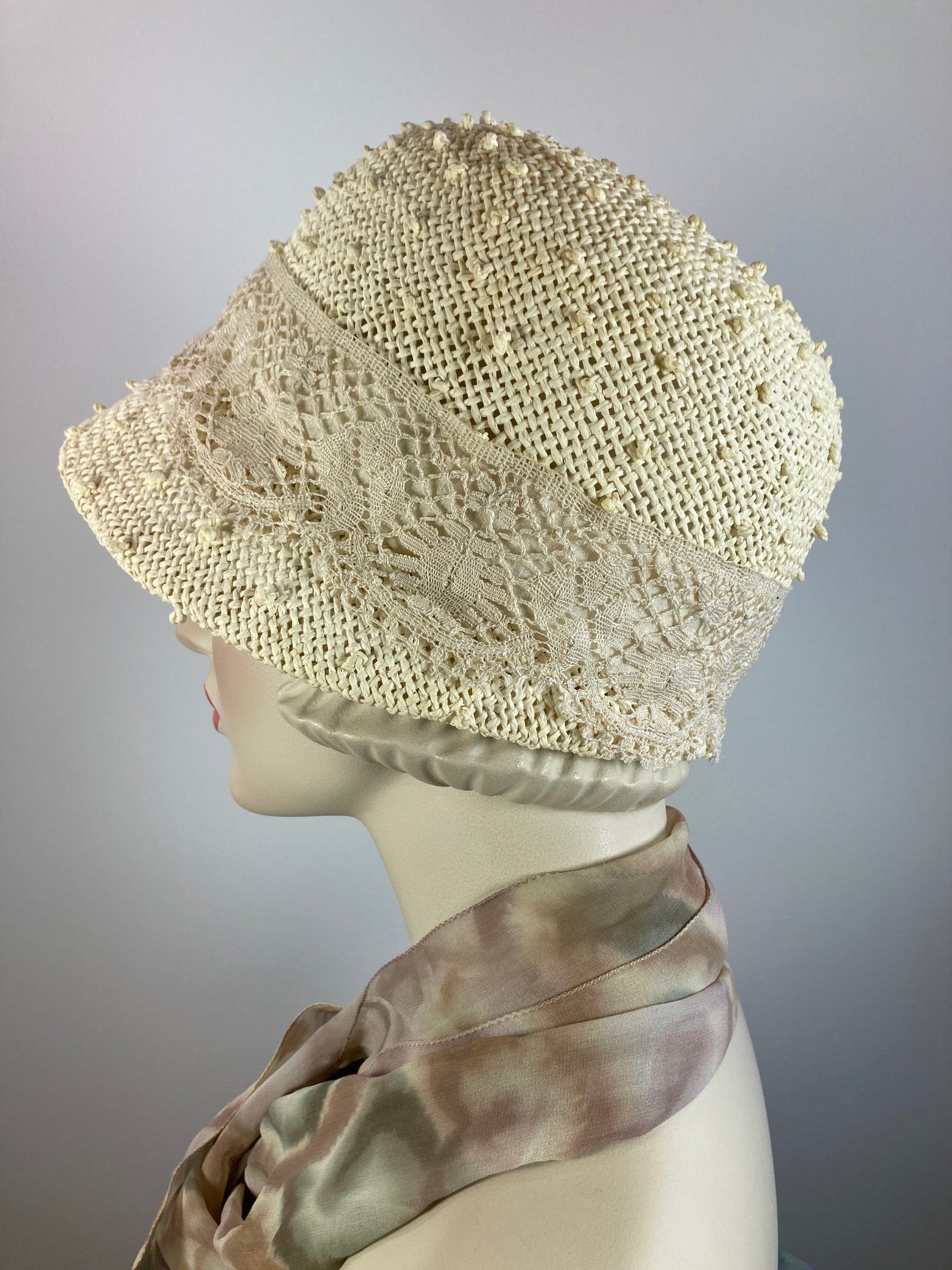 Women's 1920s Cloche Style Hat. Summer Straw Hat. Natural Straw Cloche. Women's Summer Hat. Beach Hat. Ladies Cloche. Neutral Straw Hat.