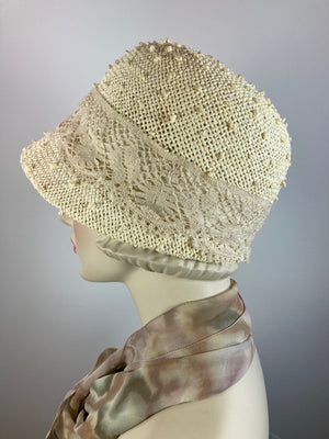 Women's 1920s Cloche Style Hat. Summer Straw Hat. Natural Straw Cloche. Women's Summer Hat. Beach Hat. Ladies Cloche. Neutral Straw Hat.