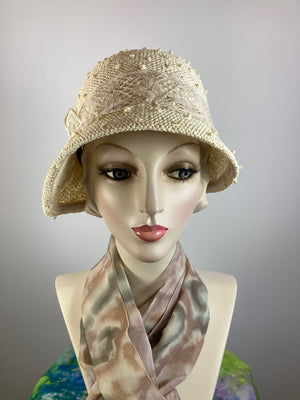 Women's 1920s Cloche Style Hat. Summer Straw Hat. Natural Straw Cloche. Women's Summer Hat. Beach Hat. Ladies Cloche. Neutral Straw Hat.