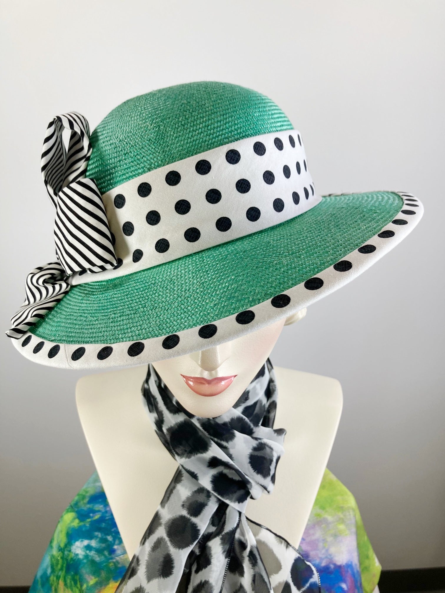 Women's Classic Green Straw Hat. Straw Hat Black and White. Green small brim hat. Handmade ladies hat Derby, occasion. Women's Church Hat.