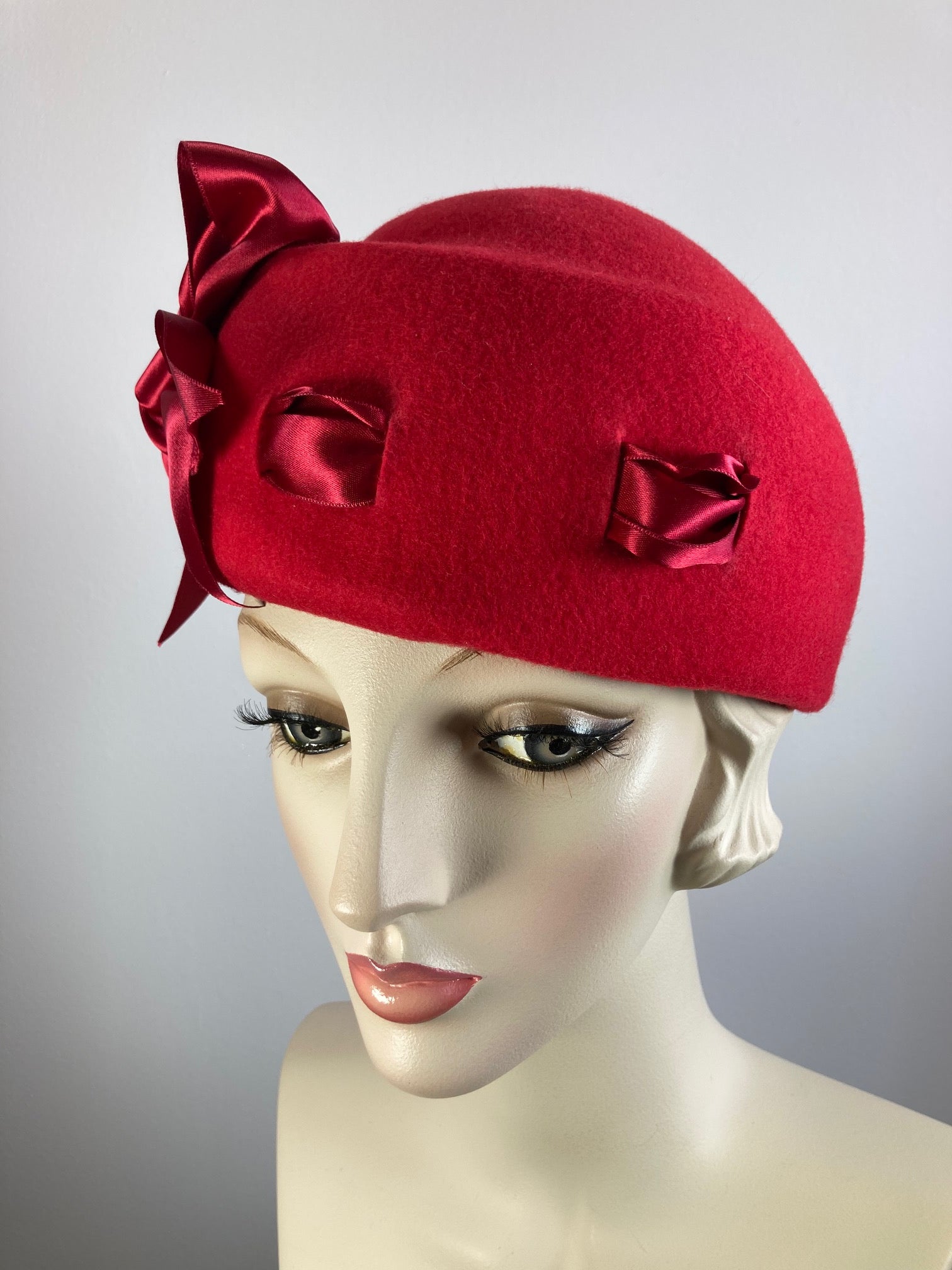 Womens Red Felted Wool Beret Hat. Structured Warm Winter Percher Hat. Classic Ladies Red Beret with Black and White Striped Bow.
