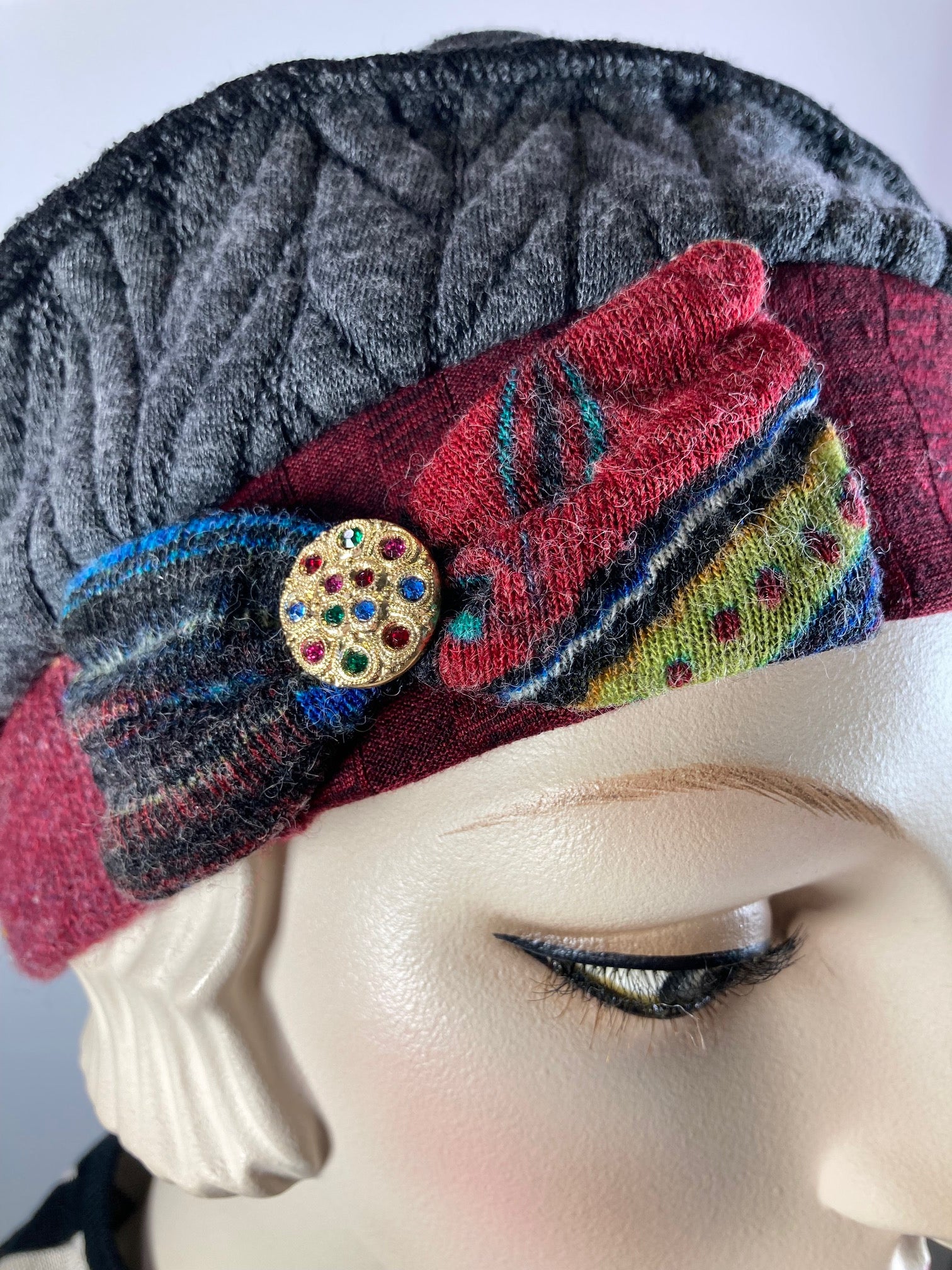 Womens Comfortable Slouchy Beret. Knit black gray burgundy Hat. Slouch Hat. Boho chic casual hat. Ladies travel hat. Stylish fabric hat.