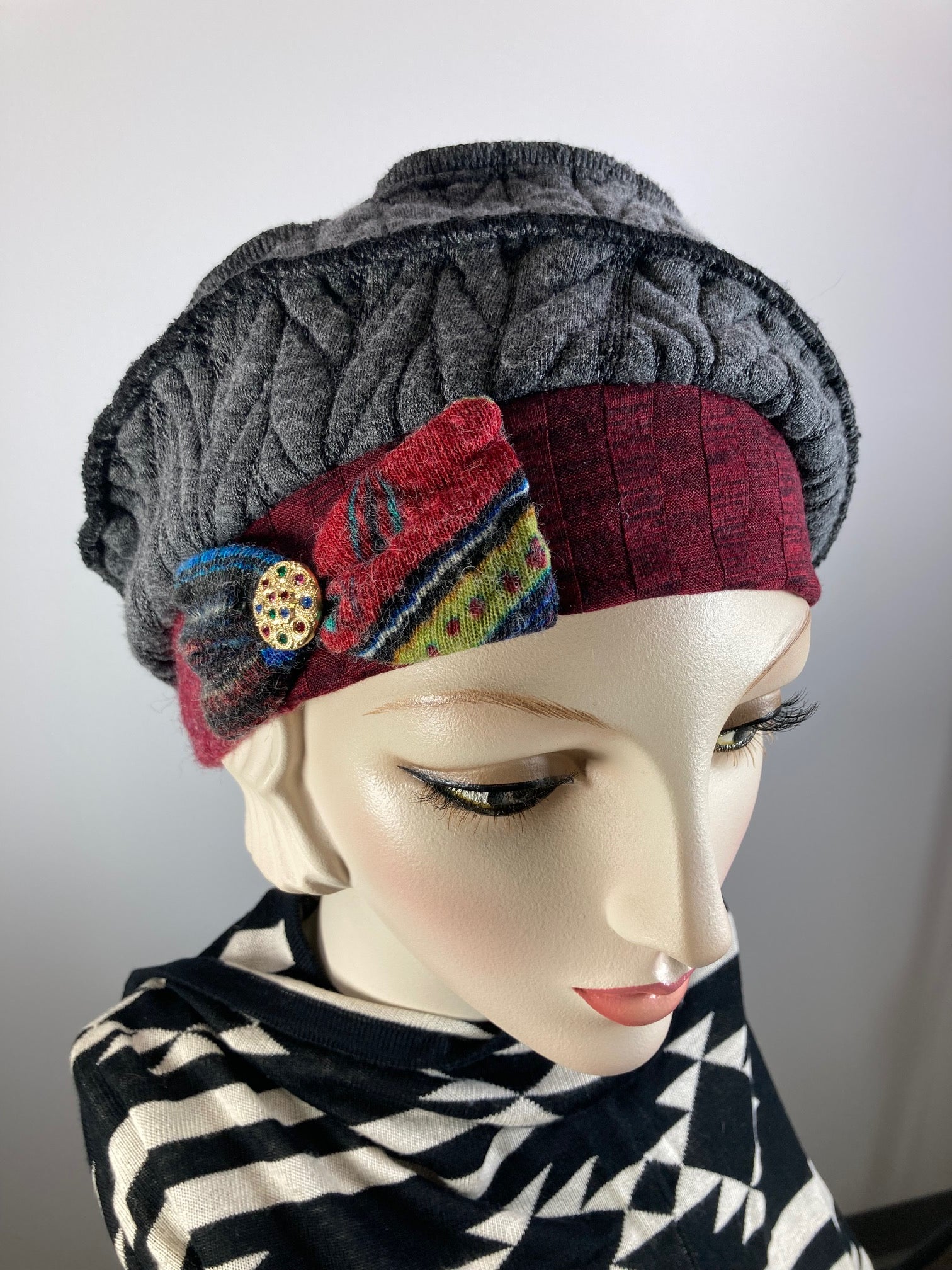 Womens Comfortable Slouchy Beret. Knit black gray burgundy Hat. Slouch Hat. Boho chic casual hat. Ladies travel hat. Stylish fabric hat.