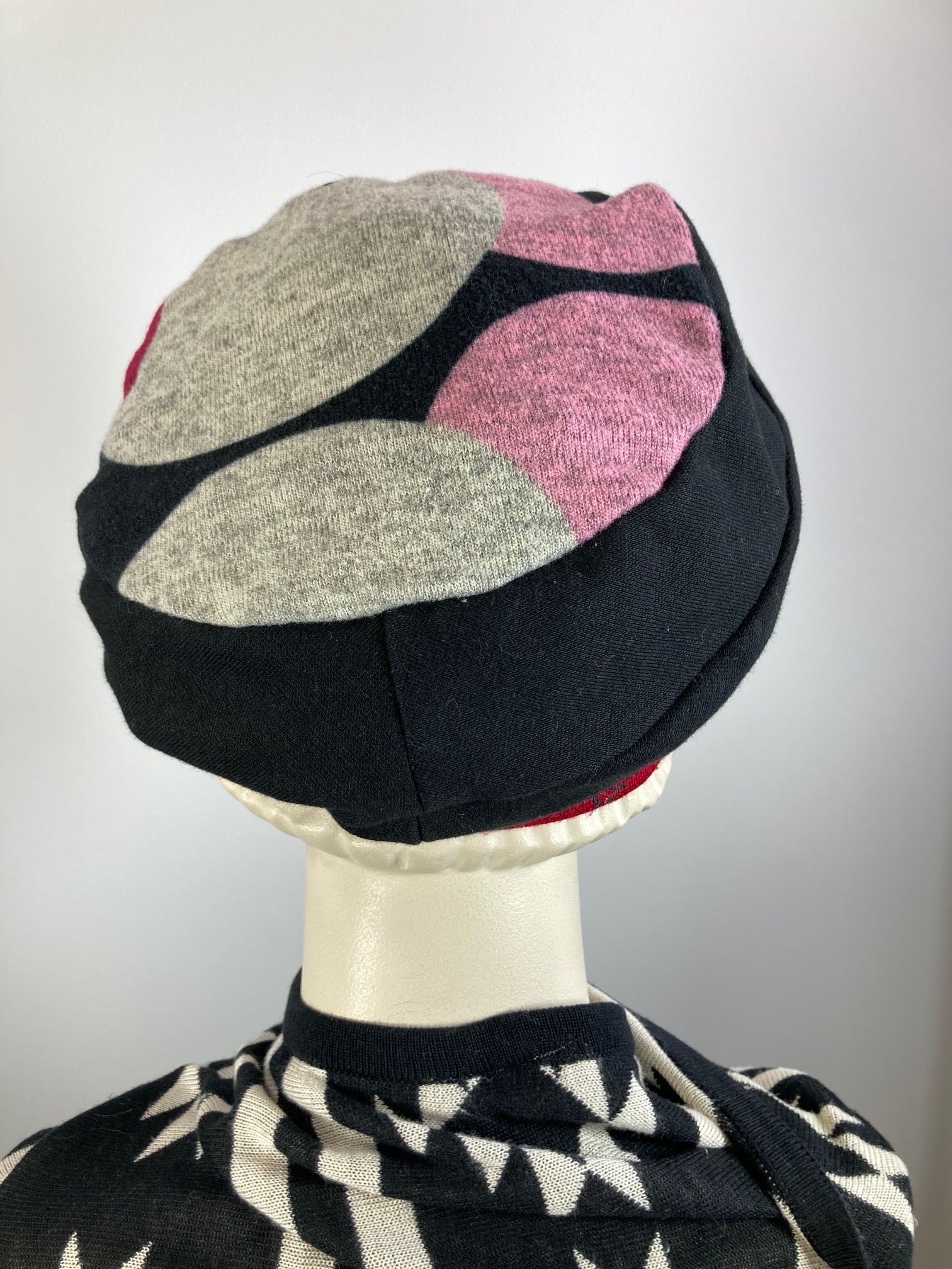 Womens Comfortable Slouchy Beret. Black gray red pink Hat. Slouch Hat. Boho chic casual hat. Ladies travel hat. Stylish fabric hat.