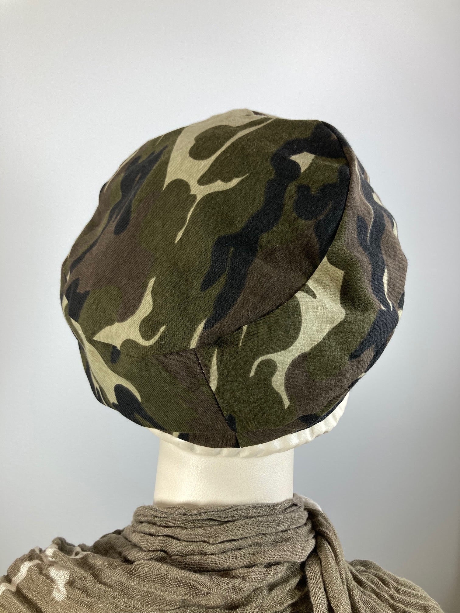 Womens Comfortable Slouchy Beret. Knit green black gray camo Hat. Slouch Hat. Boho chic casual hat. Ladies travel hat. Stylish fabric hat.
