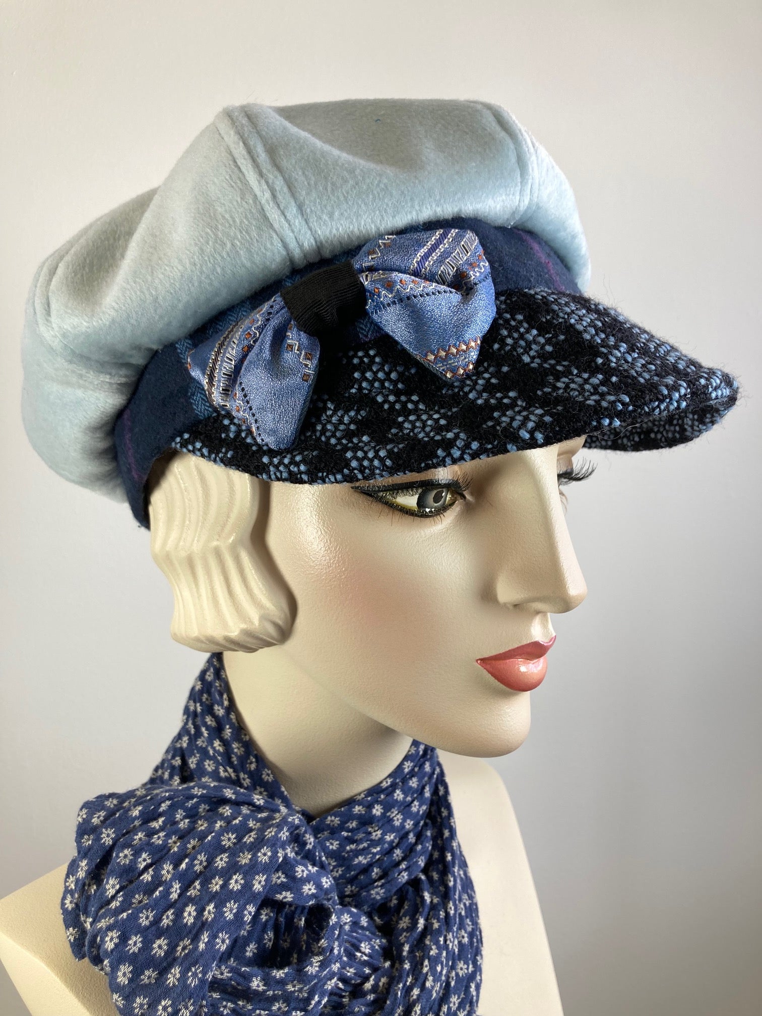 Womens Blue and Black Hat. Soft Newsboy Hat. Slouchy Newsboy Cap. Ladies Warm Winter Hat. Classic ladies paperboy hat. Cabbie hat women.