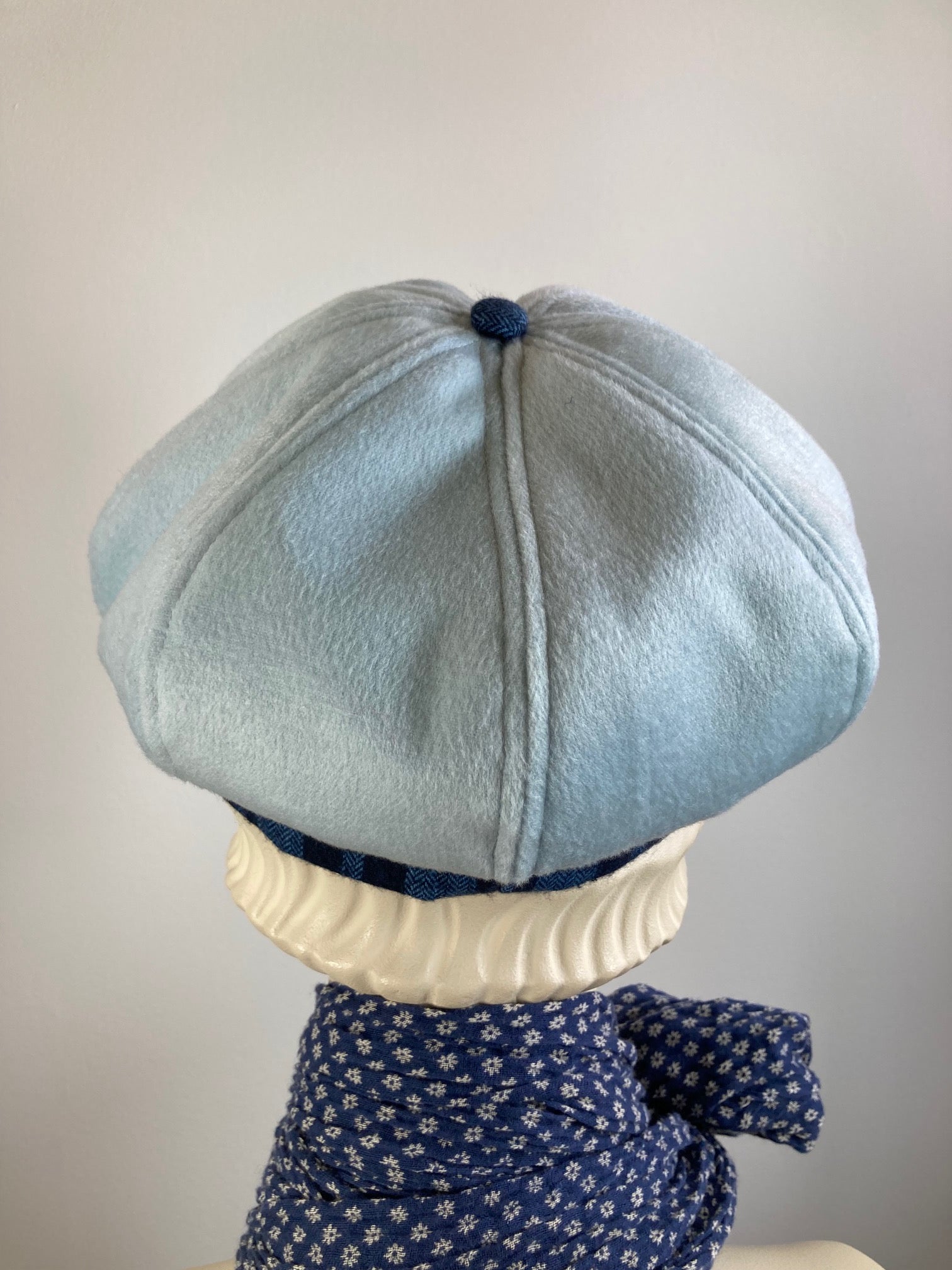 Womens Blue and Black Hat. Soft Newsboy Hat. Slouchy Newsboy Cap. Ladies Warm Winter Hat. Classic ladies paperboy hat. Cabbie hat women.