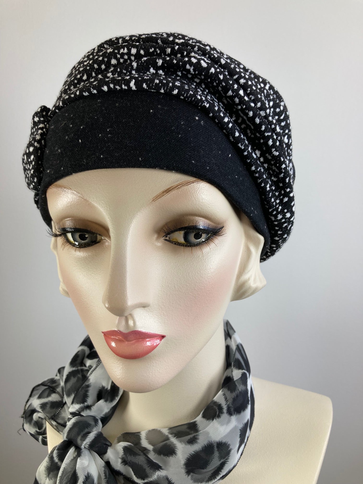 Womens Comfortable Slouchy knit black and white Beret Hat. Boho chic casual slouch hat. Ladies travel hat. Stylish one size knit fabric hat.