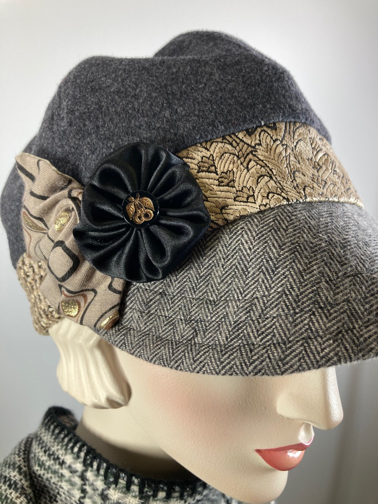 Women's winter hat newsboy baseball style in gray, Tan, Black. Casual ladies Warm comfy headwear. Female Soft Fabric travel hat.