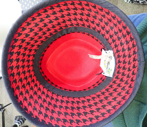 Womens black and red hat hounds tooth print wool felt hat. Ladies retro topper hat.