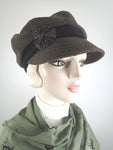 Womens casual wool newsboy hat. Lightweight Winter Visor Hat. Eco friendly hat. Ladies soft Black and brown winter cap  