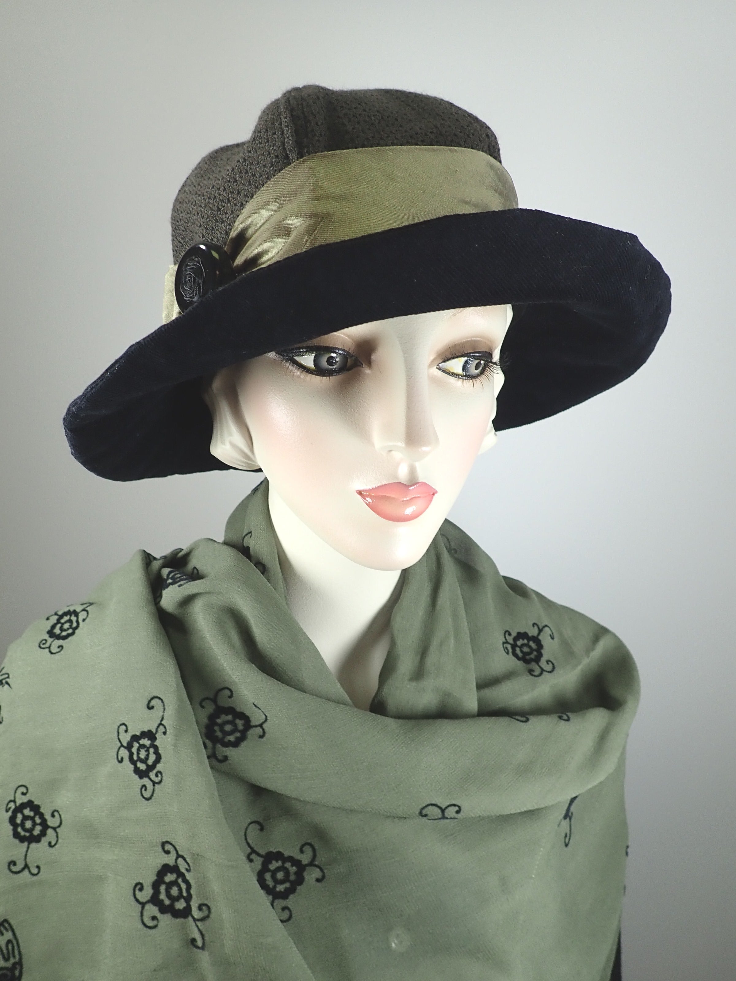 Slow Fashion Hat. Black olive medium brim Downton Abbey hat. Womens Miss Fisher cloche. Classic brim hat. 