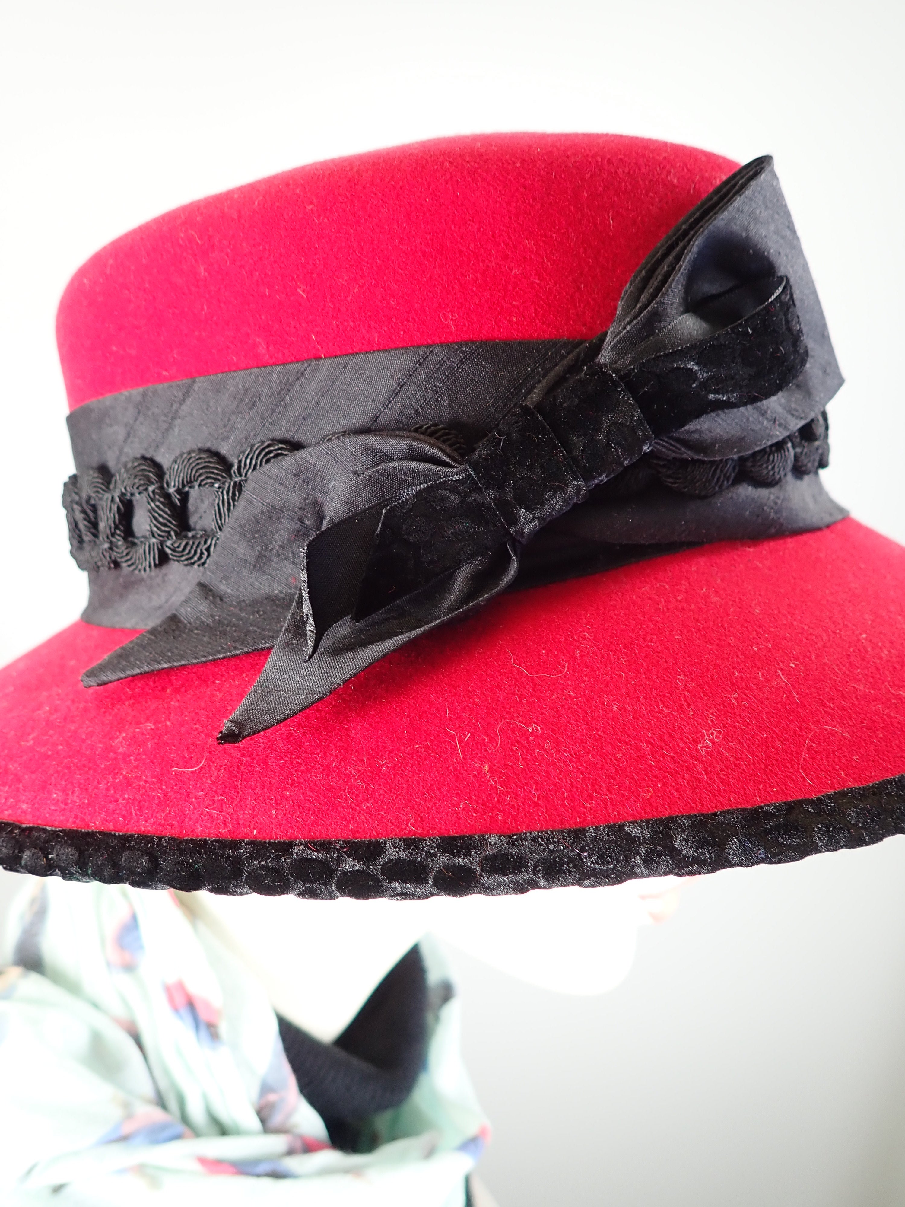 Womens Red Winter Felt Cloche Hat. 1920s Style Black and Red Miss Fisher Hat. Womens Warm Winter Hat. Queen Elizabeth Hat