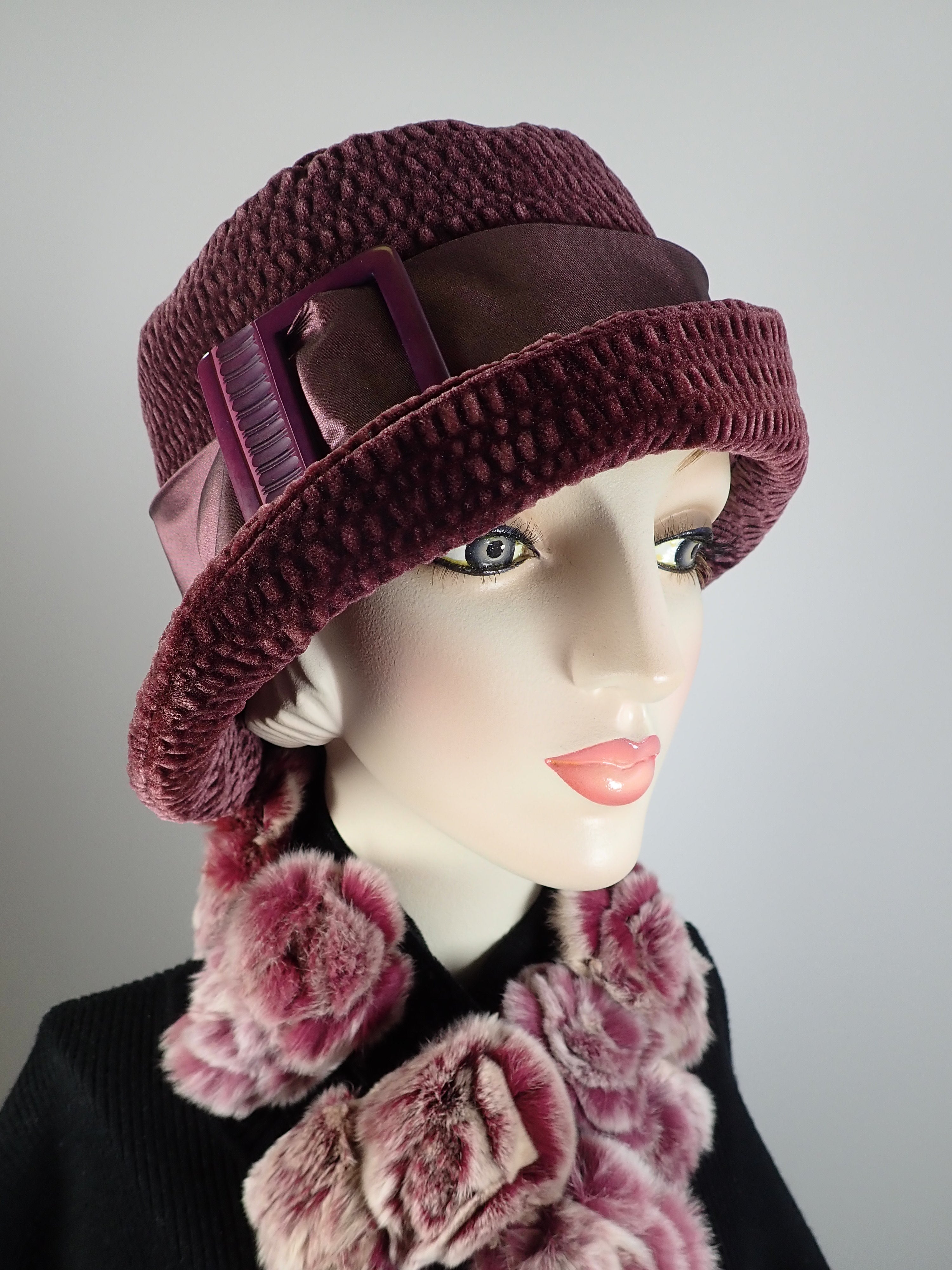 Eggplant purple velvet cloche hat. Flapper womens bucket hat. Small br –  What a Great Hat