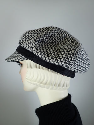 Womens Black White Hat. Soft Newsboy Hat. Slouchy Newsboy Cap. Ladies Warm Winter Hat. Wool textured fashion hat. Neutral hat.