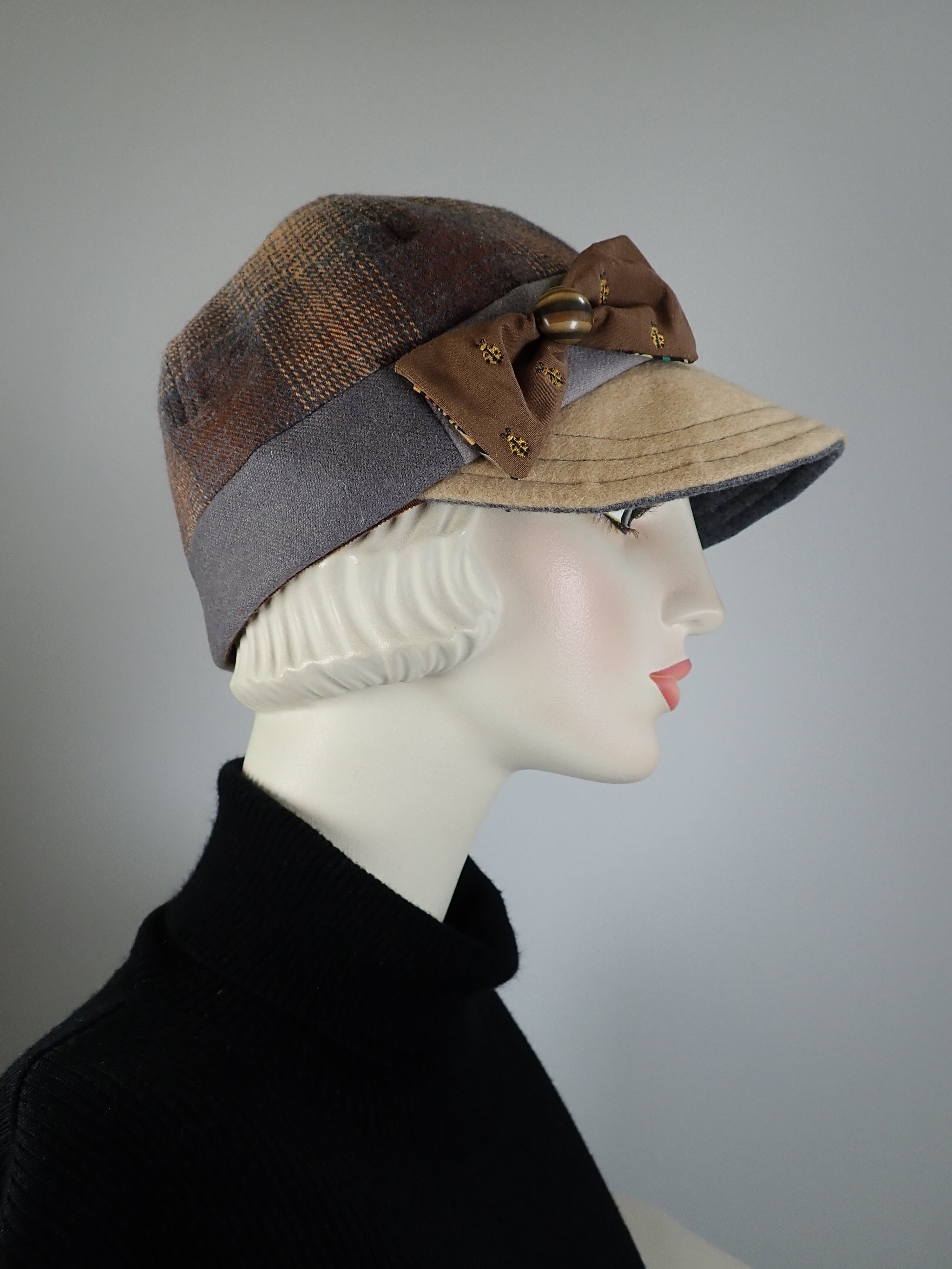 Women's winter hat baseball style. Newsboy hat gray and camel. Casual hat ladies. Warm comfy hat. Stylish fabric hat. Ladies soft hat.