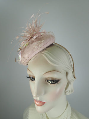 Women's Wedding fascinator or Kentucky Oaks fascinator hat. Kentucky Derby Hat. Sustainable materials fascinator hat. Pink tilt headpiece.